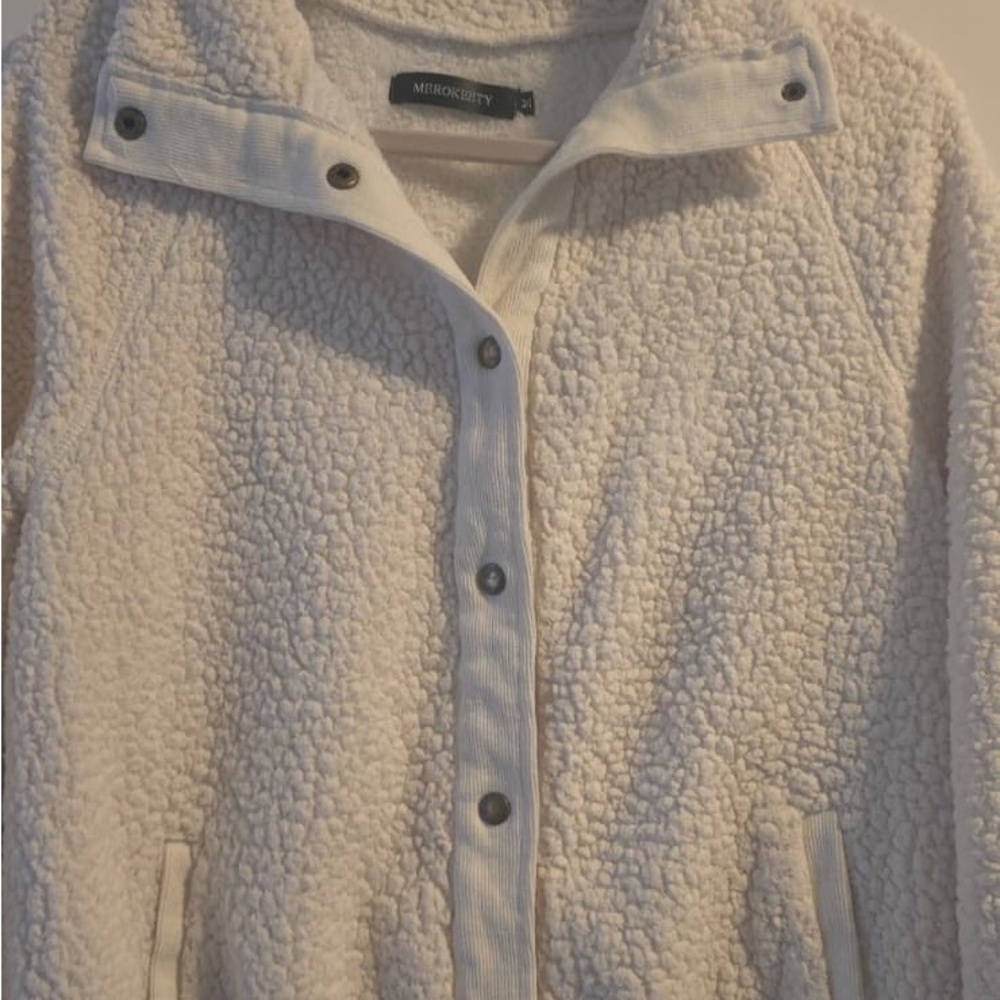 Women's Cozy White Sweater - Picture 4 of 11